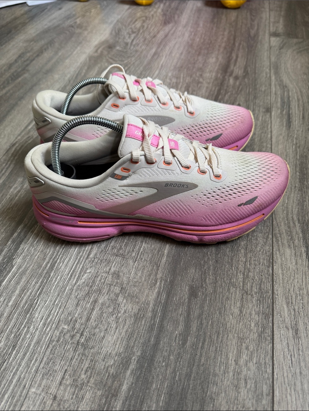 Brooks Ghost 15 Women’s Pink Ombre Running Sneakers